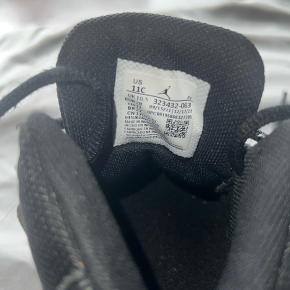 Preschool Jordan 6 Rings Size 11 - Picture 4 of 5
